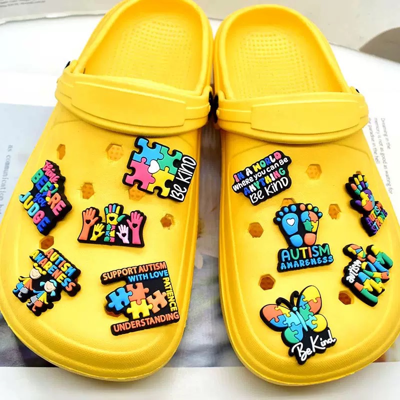 16-100pcs Be Kind Autism Shoe  - مراجعة Women Shoes Kinds وسعره