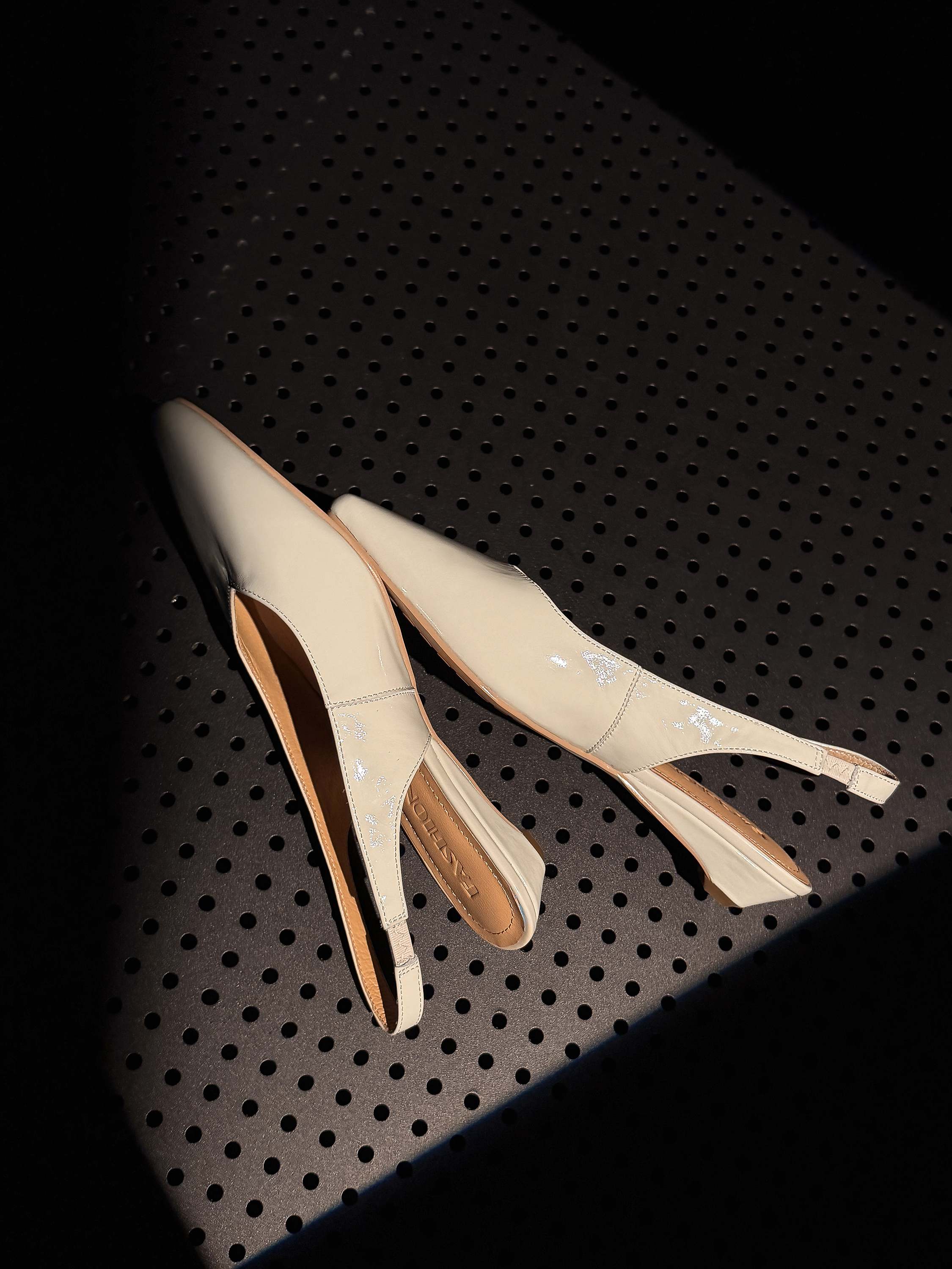 Lenkisen 2026cow Leather Sling - مراجعة Women Shoes Brand وسعره