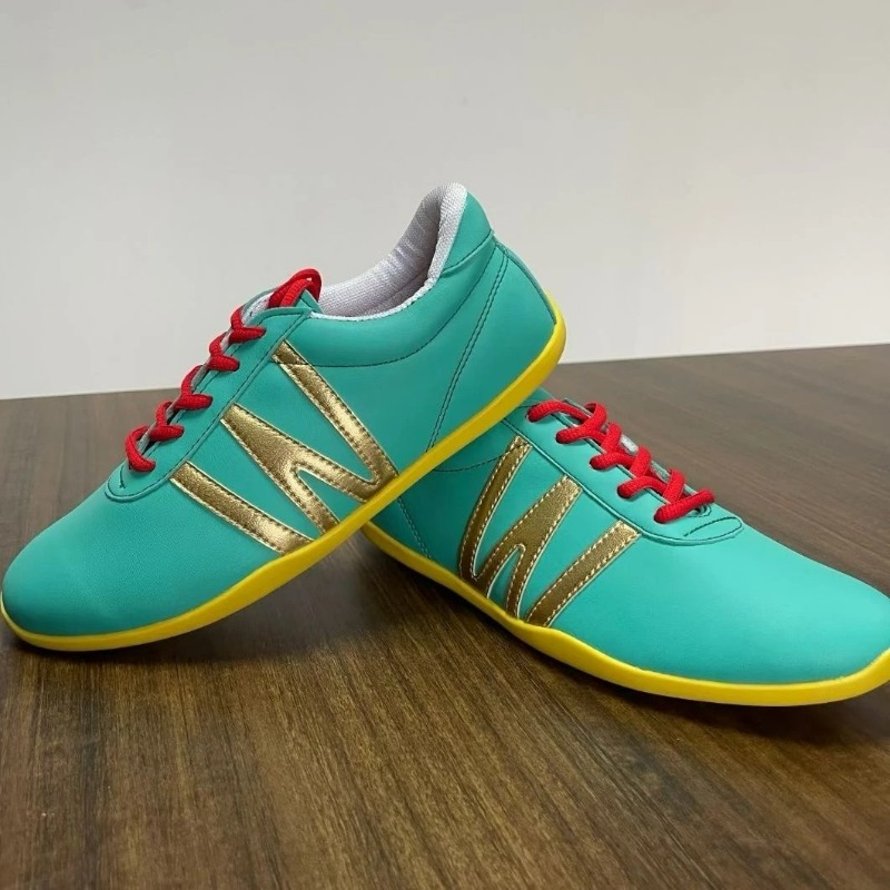 Professional Martial Arts Shoe - مراجعة Women'S Shoes Vs Men'S وسعره